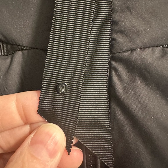 LULULEMON Chilly Chill Puffy Down Vest Black Mojave Beige Gingham Check size 10 - Picture 8 of 9